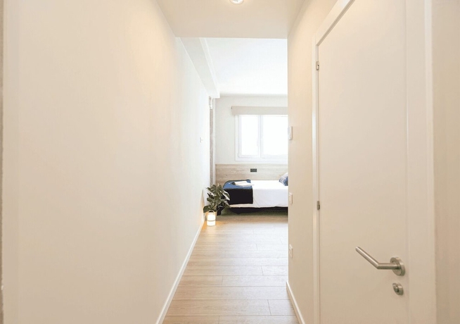 Imagen de la habitación del Hotel Yugo Terrassa. Foto 9