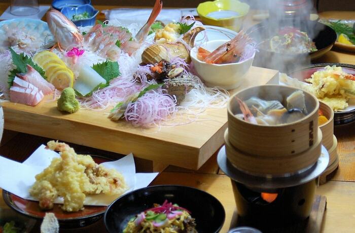 Imagen del bar/restaurante del Hotel Yuhigaura Onsen Konoya. Foto 22