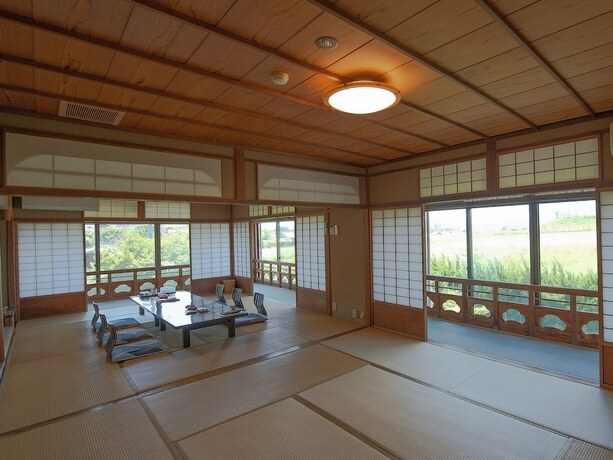 Imagen de la habitación del Hotel Yuhigaura Onsen Konoya. Foto 25