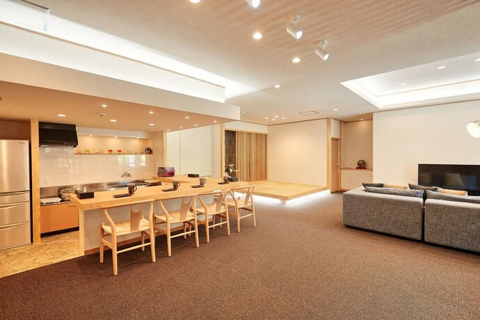 Imagen general del Hotel Yuhina. Foto 5