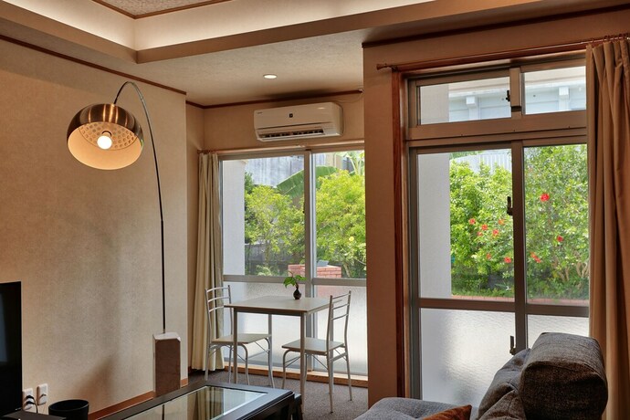 Imagen de la habitación del Hotel Yuhina. Foto 25