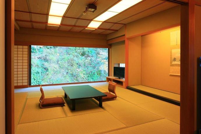 Imagen de la habitación del Hotel Yui. Foto 17