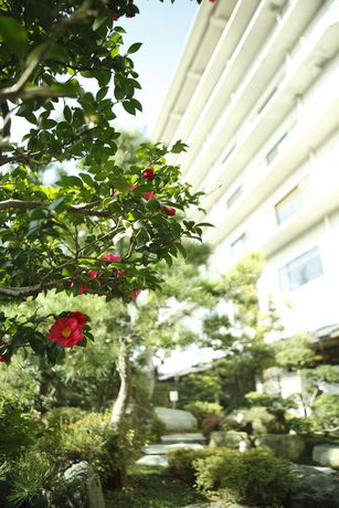 Imagen de los exteriores del Hotel Yukai Resort Awazuonnsen Awazu Grand Bekkan. Foto 11