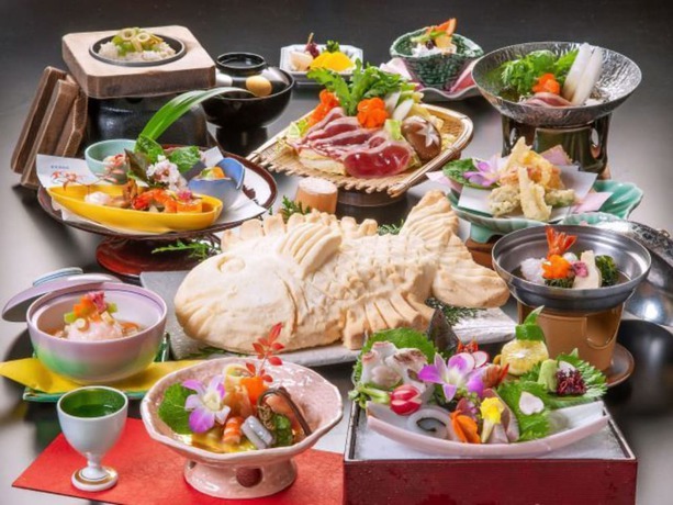 Imagen del bar/restaurante del Hotel Yukai Resort Saiki Bekkan. Foto 10