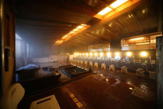 Imagen de la piscina del Hotel Yukai Resort Yamashiroonsen Saichoraku. Foto 18