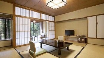 Imagen de los interiores del Hotel Yukai Resort Yoshinoya Irokuen. Foto 13