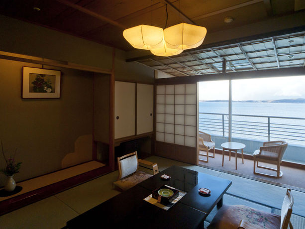 Imagen de la piscina del Hotel Yukemurino-yado Biwanso. Foto 13