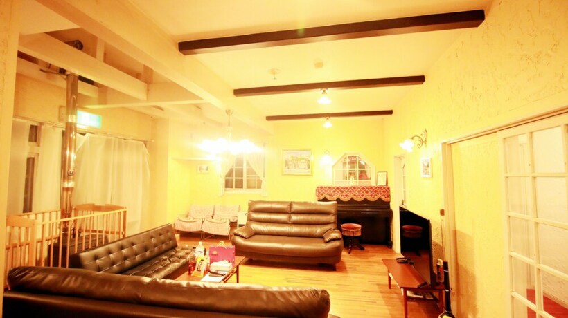 Imagen de los interiores del Hotel Yukiya. Foto 25