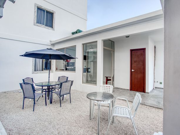 Imagen de los interiores del Hotel Yukon, Playa del Carmen. Foto 18