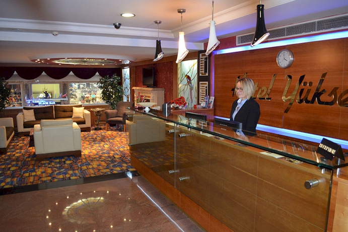 Imagen de los interiores del Hotel Yuksel. Foto 15