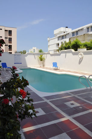 Imagen de la piscina del Hotel Yuldama Rodadero Inn. Foto 16