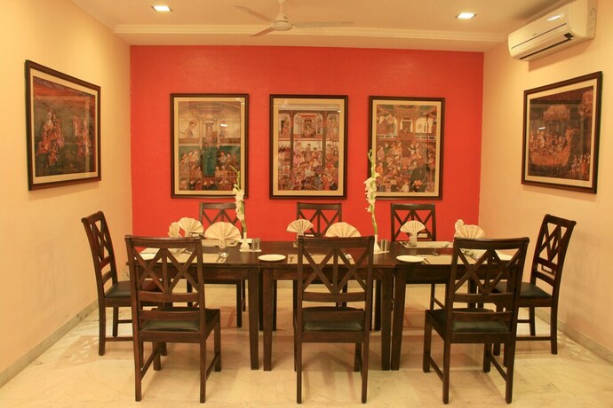 Imagen de los interiores del Hotel Yulia - Le Amour Inn. Foto 34