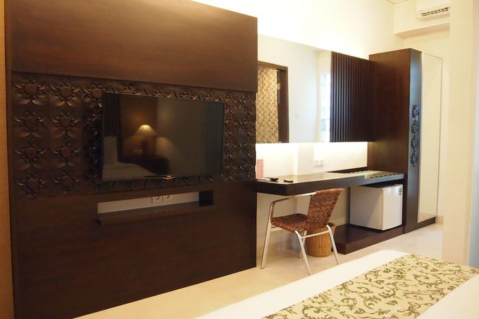 Imagen de la habitación del Hotel Yulia Village Inn. Foto 12