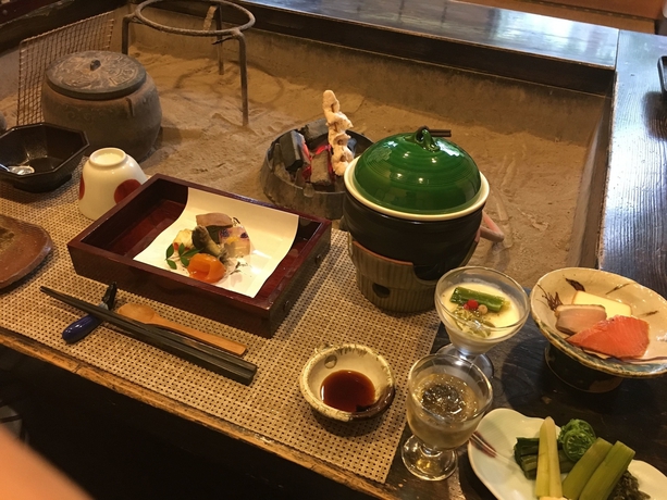 Imagen del bar/restaurante del Hotel Yumoto Chouza. Foto 6