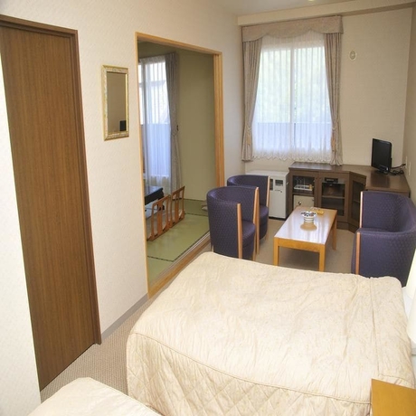 Imagen de la habitación del Hotel Yumoto Ginsenkaku. Foto 10