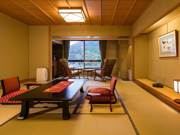Imagen de la habitación del Hotel Yumoto Konpira Onsen Hananoyu Koubaitei. Foto 5