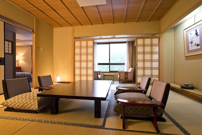 Imagen de la habitación del Hotel Yumoto Konpira Onsen Hananoyu Koubaitei. Foto 8