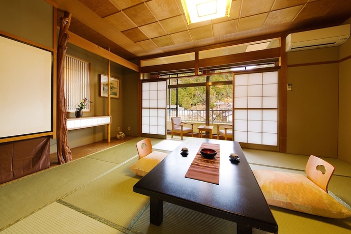 Imagen de la habitación del Hotel Yumoto Sakakibarakan. Foto 8