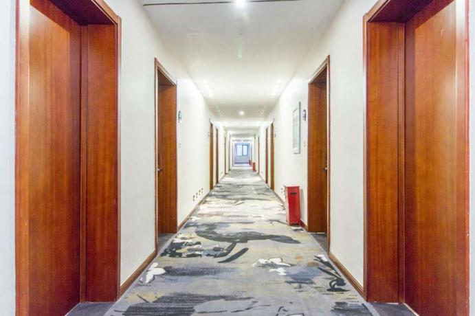 Imagen de la habitación del Hotel Yun Yi Hotel Beijing. Foto 11