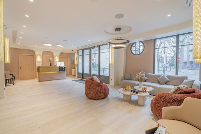 Imagen general del Hotel Yuna Porte Maillot - ApartHotel. Foto 10