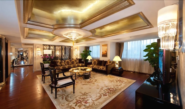 Imagen de la habitación del Hotel Yunhai. Foto 14
