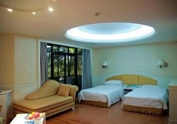 Imagen de la habitación del Hotel Yunhu Holiday Resort. Foto 3