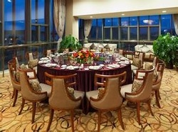 Imagen del bar/restaurante del Hotel Yunhu Holiday Resort. Foto 2