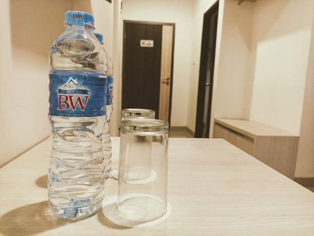 Imagen de la habitación del Hotel Yunna Express Lampung. Foto 6