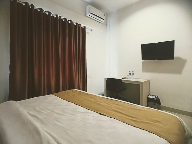 Imagen de la habitación del Hotel Yunna Express Lampung. Foto 8