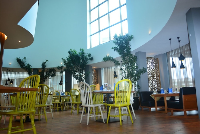 Imagen del bar/restaurante del Hotel Yunna. Foto 6