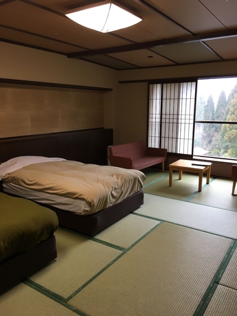 Imagen de la habitación del Hotel Yunogo Bishunkaku. Foto 14