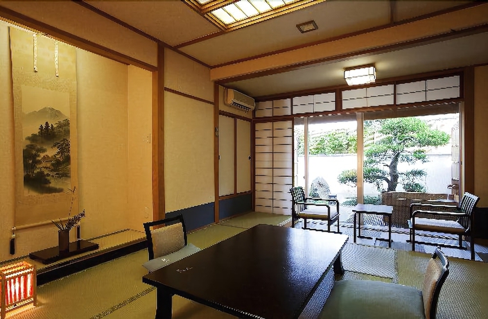 Imagen de la habitación del Hotel Yunogo Onsen Chikutei. Foto 10