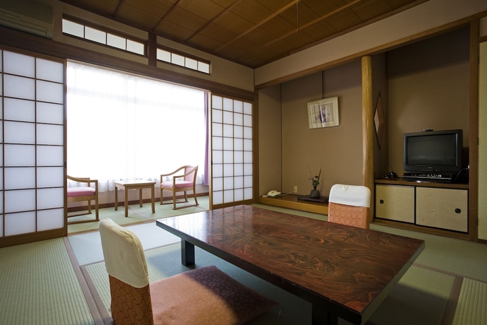 Imagen de la habitación del Hotel Yunogo Onsen Chikutei. Foto 15