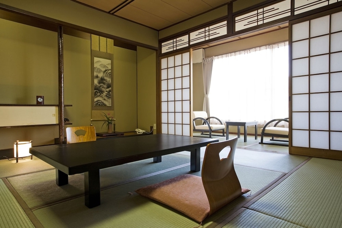 Imagen de la habitación del Hotel Yunogo Onsen Chikutei. Foto 16
