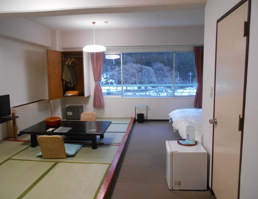 Imagen general del Hotel Yunojin. Foto 12