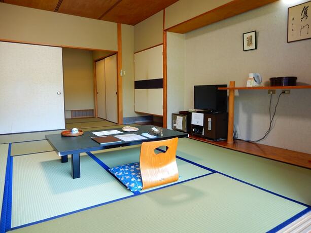 Imagen de la habitación del Hotel Yunominesou. Foto 19