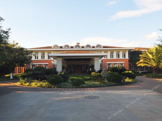 Imagen de los exteriores del Hotel Yuntian Garden Hotel. Foto 14