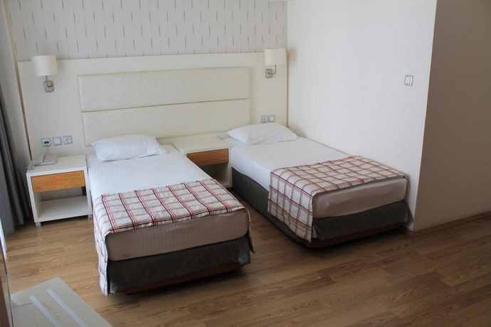 Imagen general del Hotel Yunus. Foto 10