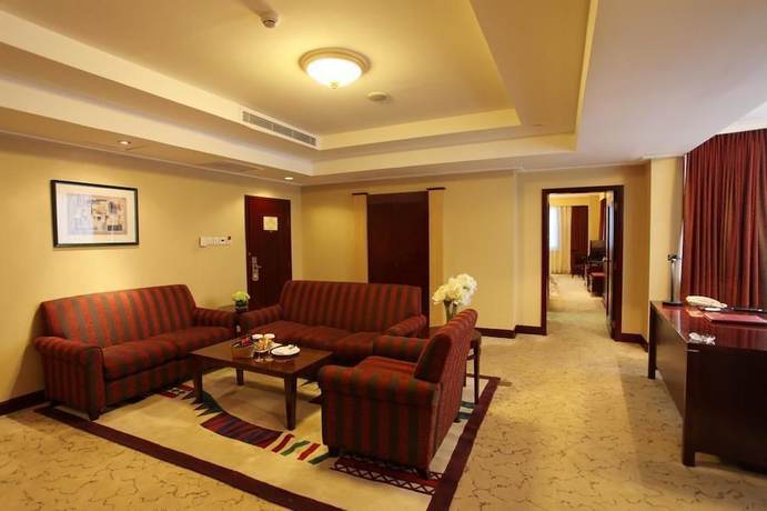 Imagen de la habitación del Hotel Yun-zen Jinling World Trade Plaza. Foto 6