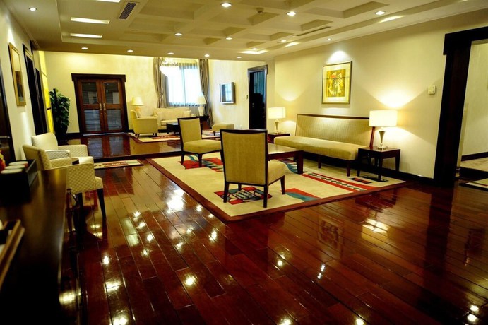 Imagen de la habitación del Hotel Yun-zen Jinling World Trade Plaza. Foto 13