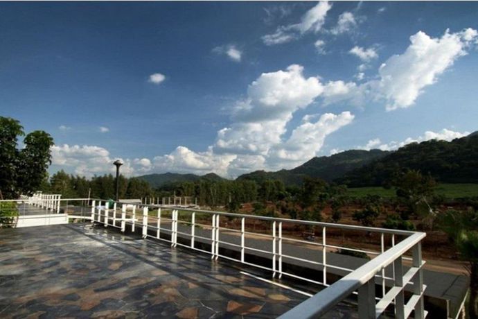 Imagen de los exteriores del Hotel Yurakiri Resort. Foto 8