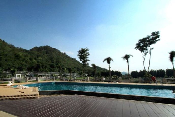 Imagen de los exteriores del Hotel Yurakiri Resort. Foto 10