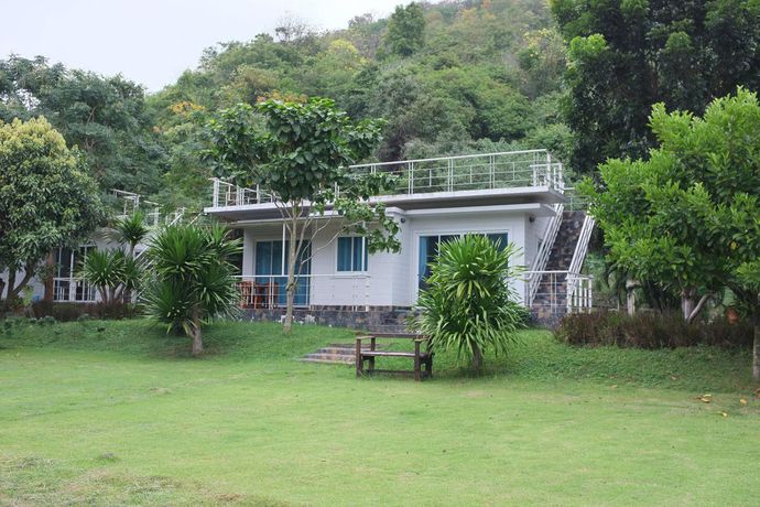 Imagen de los exteriores del Hotel Yurakiri Resort. Foto 11