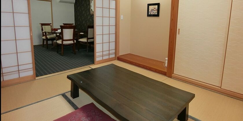 Imagen de la habitación del Hotel Yurakuan Miyazaki. Foto 14