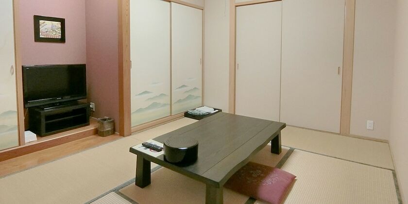 Imagen de la habitación del Hotel Yurakuan Miyazaki. Foto 19
