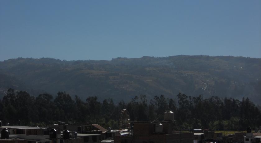 Imagen de los exteriores del Hotel Yuraq. Foto 8