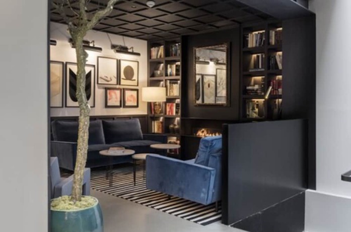 Imagen de los interiores del Hotel Yurbban Ramblas Boutique. Foto 15