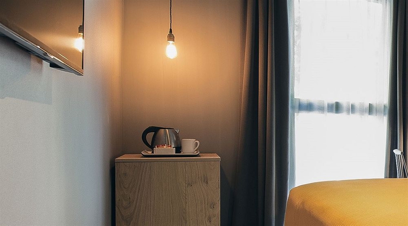 Imagen de la habitación del Hotel Yurbban Trafalgar. Foto 5