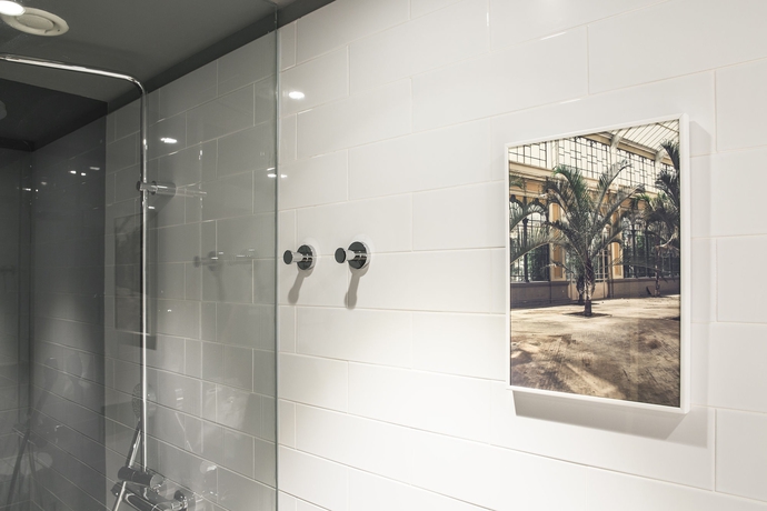 Imagen de la habitación del Hotel Yurbban Trafalgar. Foto 10