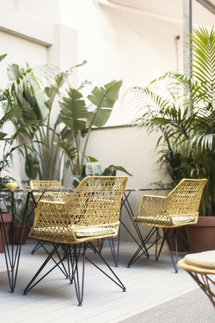 Imagen de los exteriores del Hotel Yurbban Trafalgar. Foto 14